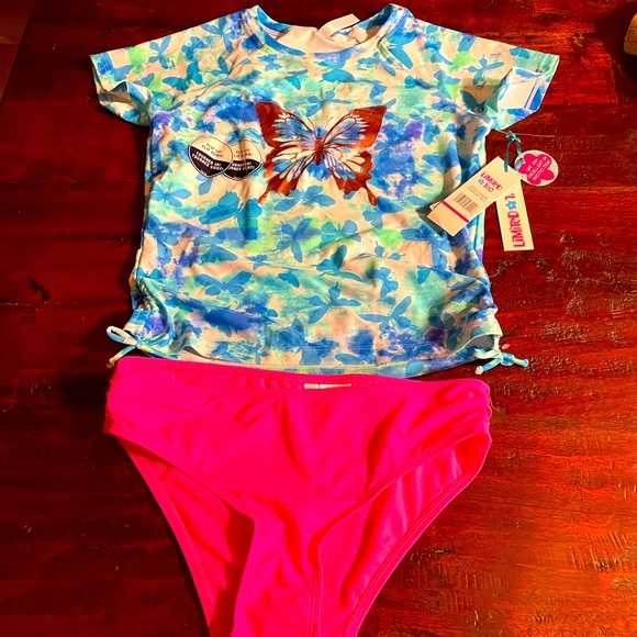 NWT. GIRLS SWIMSUIT. LIMITED TOO. UPF 50.  Size 14-16 - Picture 1 of 5